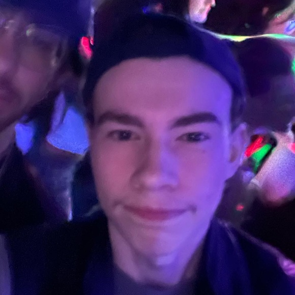 Meet your Posher, Aidan - Picture 1 of 1